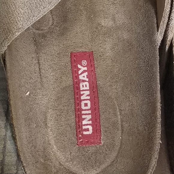 UNIONBAY Tan Sandals Comfort-Focused Design - Picture 4 of 5